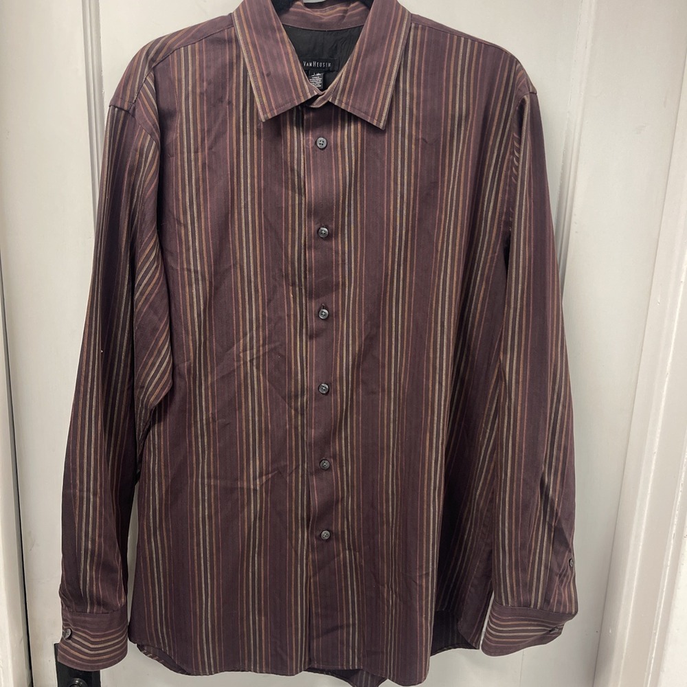 Men's Large Van Heusen Dress Shirt Purple Long Sleeve Button Up Collared Shirt
